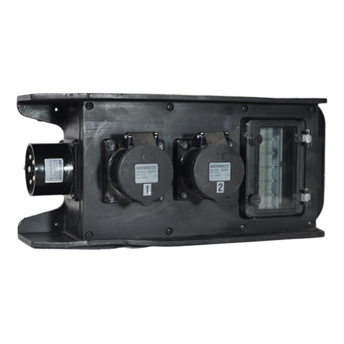 splitter 32A CEE-5P 400V in, 2 x 16A CEE-5P 400V uit splitter 32A CEE-5P 400V in, 2 x 16A CEE-5P 400V uit
