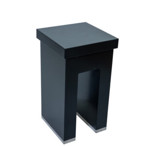 sokkel Satin black, bovenblad zwart 42x42cm hoogte 75cm